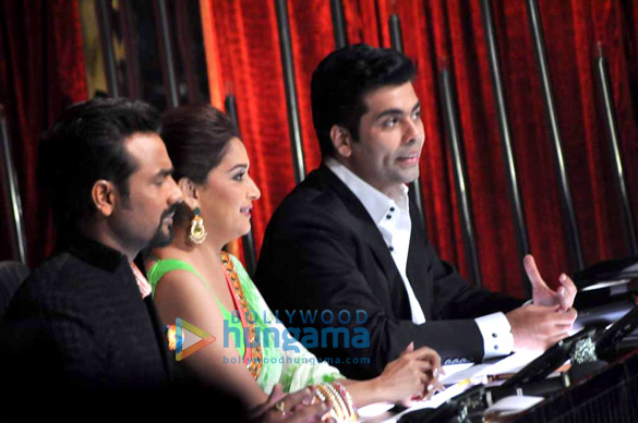 sonam dhanush promote raanjhanaa on the sets of jhalak dikhla jaa season 6 8