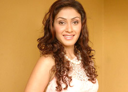 Manjari Phadnis sends legal notice to Hyderabad Mall