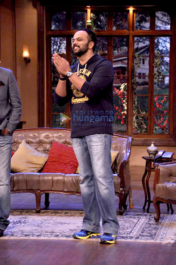 shahrukh on the sets of comedy nights with kapil 12