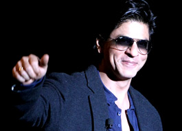 Shah Rukh Khan invites Dubai fans to celebrate iftaar