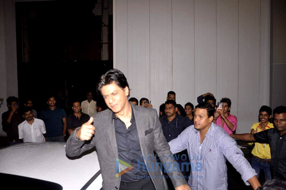 shahrukh deepika promote chennai express on indian idol junior 13