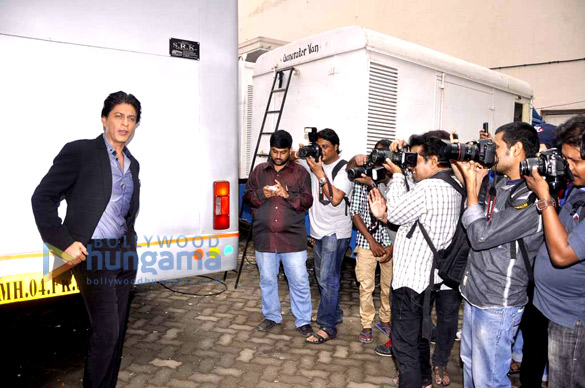 shahrukh deepika promote chennai express on madhubala ek ishq ek junoon 17