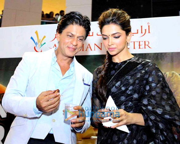 shahrukh deepika promote chennai express in dubai 3