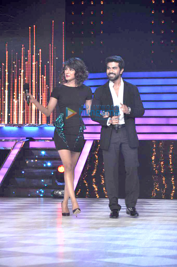 promotion of zanjeer on jhalak dikhhla jaa 9