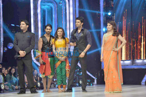 promotion of shuddh desi romance on jhalak dikhhla jaa 7