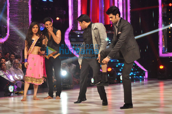 shahid ileana promote phata poster nikhla hero on jhalak dikhhla jaa 7