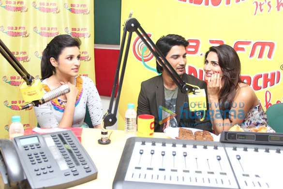 promotions of shuddh desi romance at 98 3 fm 98 3 fm radio mirchi 3