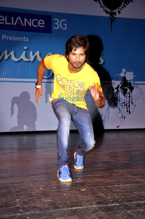 shahid kapoor at sophia colleges kaleidoscope 2013 festival 9