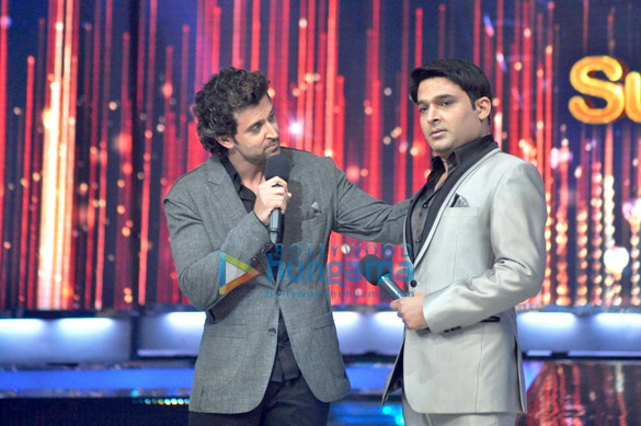 hrithik priyanka promote krrish 3 on jhalak dikhhla jaa finale 17