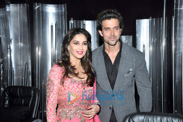 hrithik priyanka promote krrish 3 on jhalak dikhhla jaa finale 16