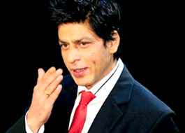 Shah Rukh Khan to walk the ramp for Yash Chopra