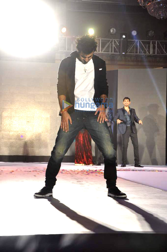ranbir kapoor launches the besharam indigo nation collection 12