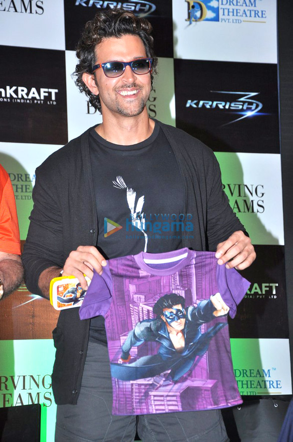 hrithik roshan launches krrish 3 merchandise 4