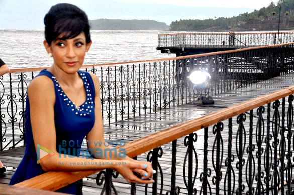 chandi perera shoots an ad with ajay devgn 4