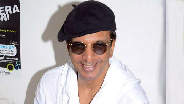 “Dhakkan Khologe To Dancer Nikalta Hai…”: Jaaved Jaaferi