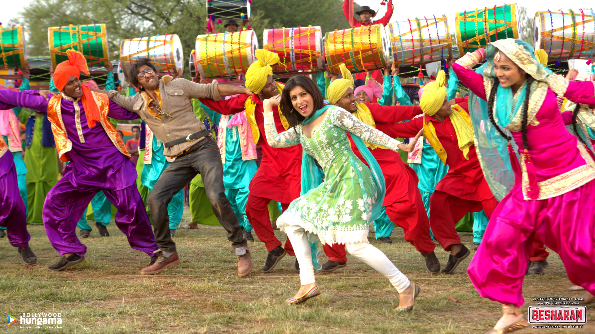 Besharam Besharam