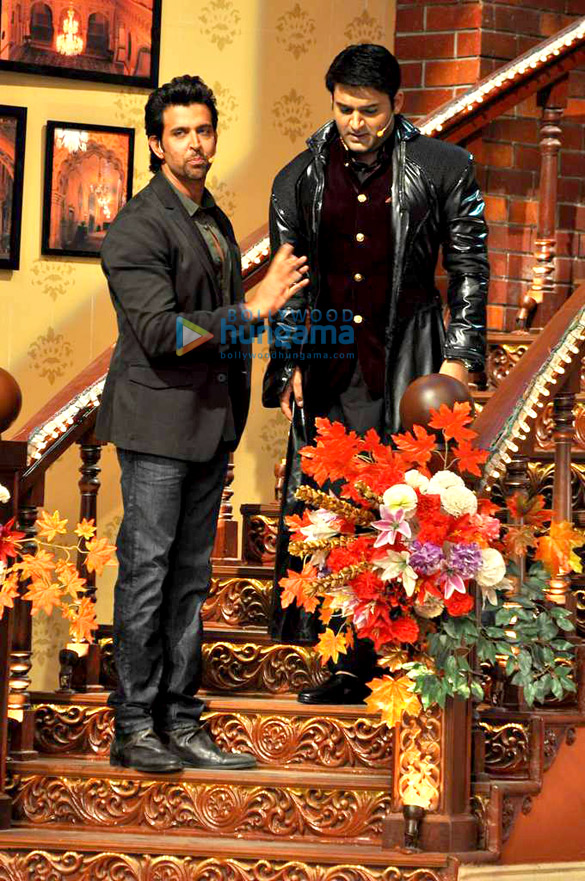 hrithik promotes krrish 3 on comedy nights with kapil 3