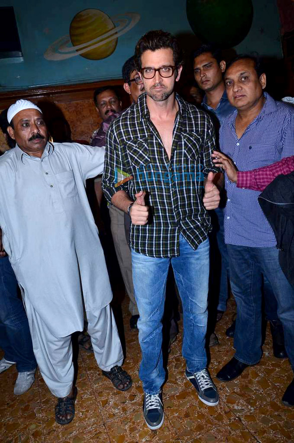 hrithik promotes krrish 3 at gaiety 2