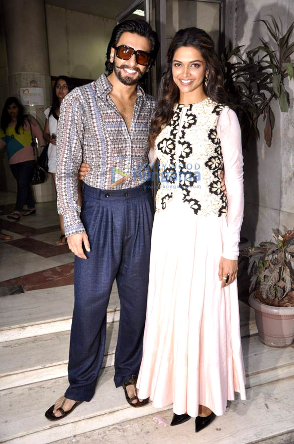 deepika ranveer promote ram leela at 98 3 fm radio mirchi 9