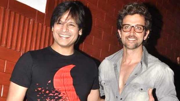 Hrithik-Vivek Promote ‘Krrish 3’ At Maratha Mandir & Chandan Cinema