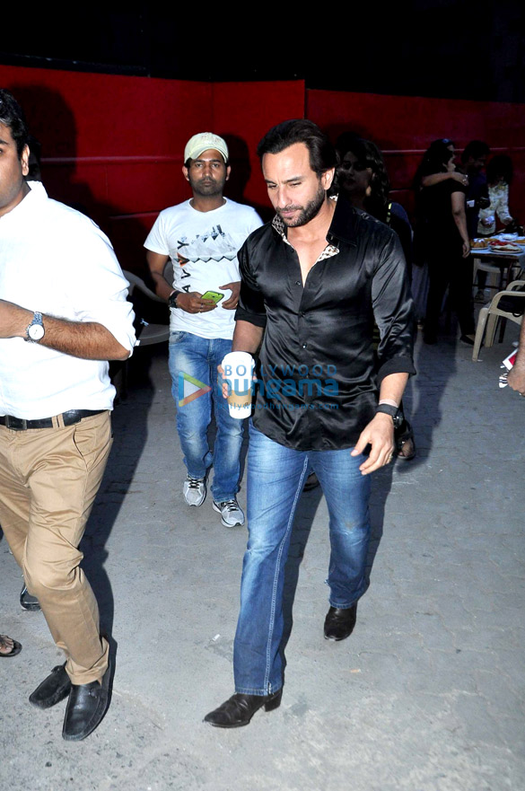 saif snapped promoting bullett raja 5
