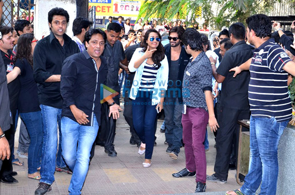 promotion of r rajkumar at amrutben jivanlal college of commerce 8