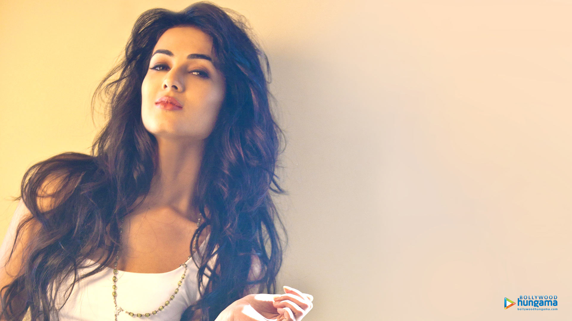 Sonal Chauhan Sonal Chauhan