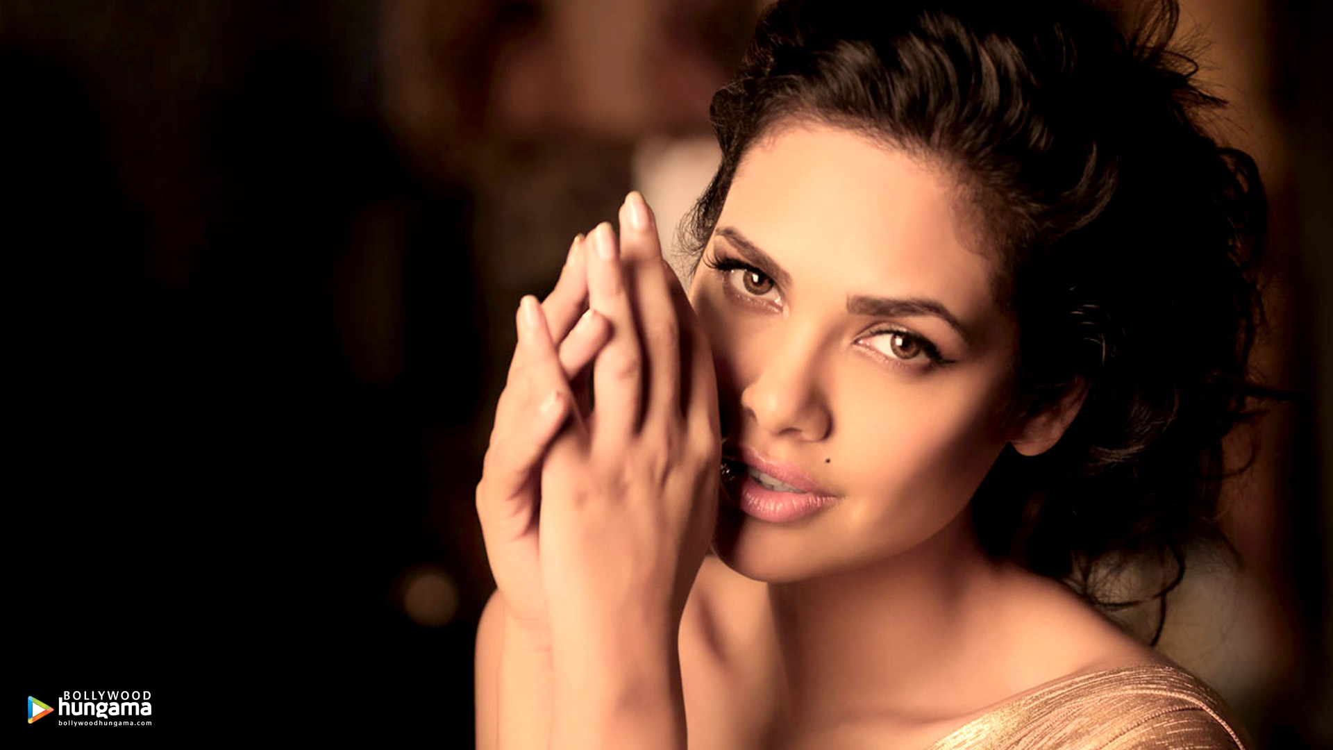 Esha Gupta Esha Gupta