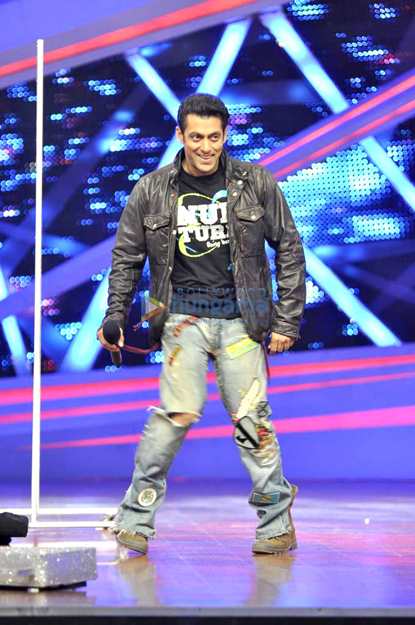 salman daisy promote jai ho on the sets of nach baliye 6 7