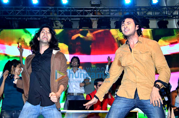 madhuri yaariyan team at baqars spinnathon 8