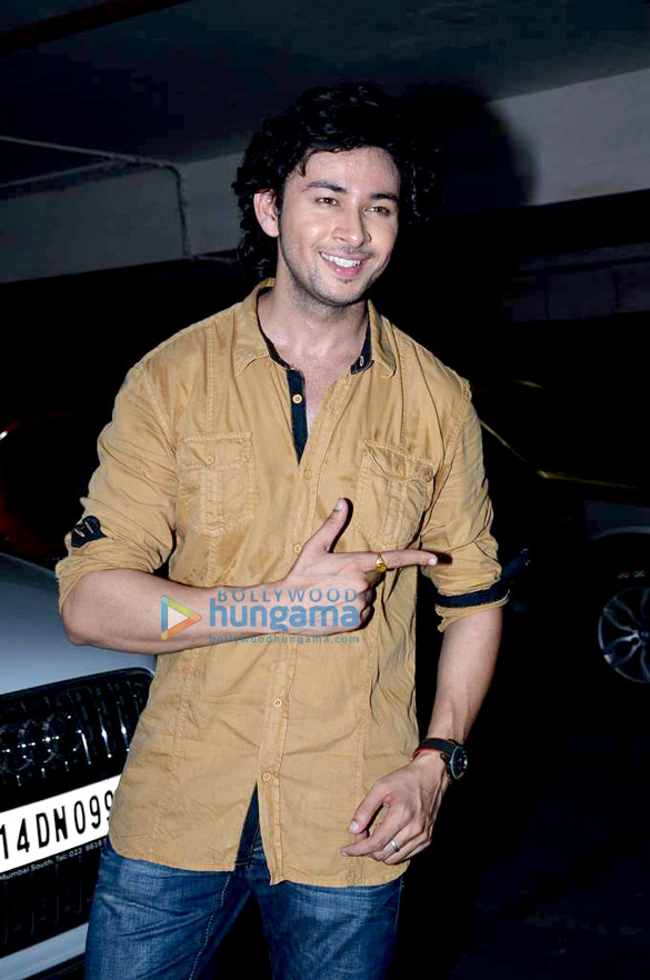 madhuri yaariyan team at baqars spinnathon 16