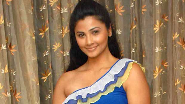 Exclusive Interview Of Daisy Shah Part 1