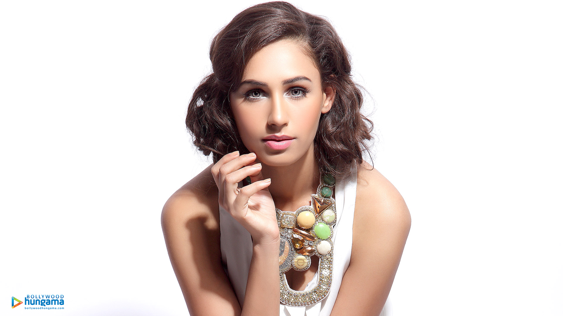 Hasleen Kaur Hasleen Kaur