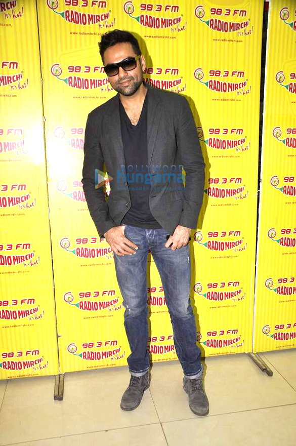 promotion of one by two at 98 3 fm radio mirchi 3