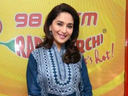 Madhuri Promotes ‘Gulaab Gang’ On Radio Mirchi