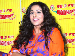 Vidya Promotes ‘Shaadi Ke Side Effects’ On Radio Mirchi