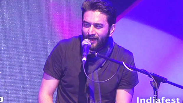 Shekhar Ravjiani Sings ‘Dil Ne Tumko’ At Channel V Indiafest in Goa