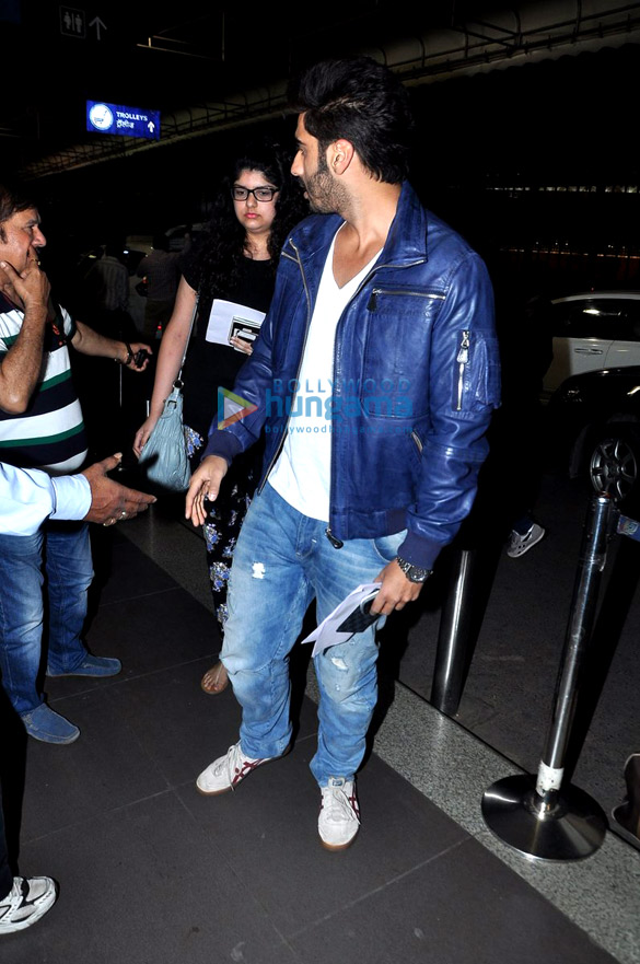 cast of gunday leave for dubai promotions 7