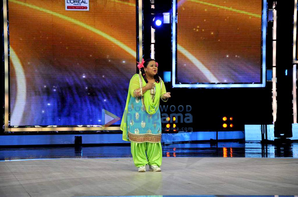 promotion of main tera hero on indias got talent 8