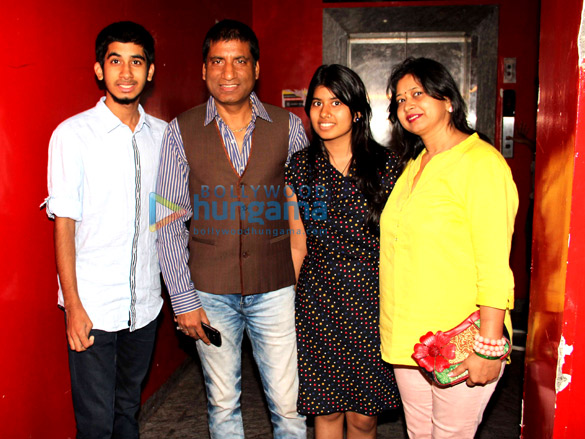 big b graces the special screening of bombay to goa 13