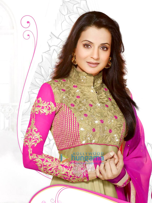 ameesha patel 86