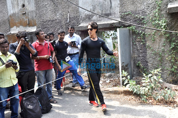 tiger shroff performs live action stunts to promote heropanti 3
