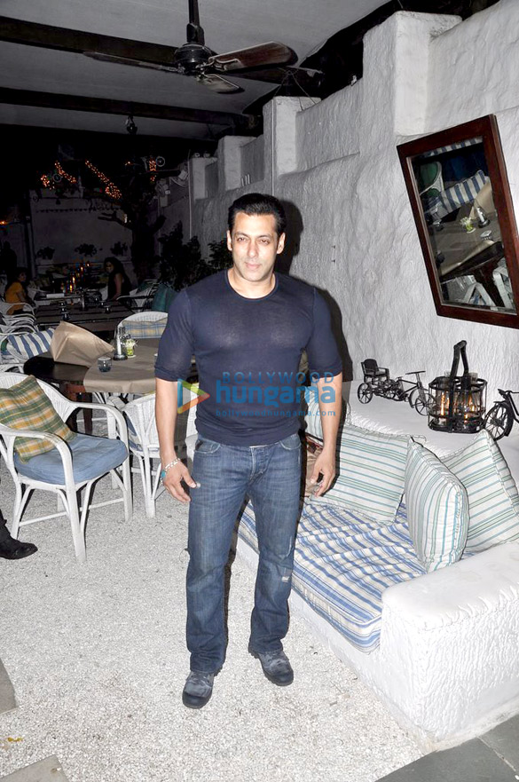 salman aamir grace the success bash of heropanti 13