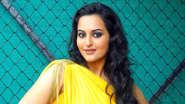 Sonakshi Sinha Exclusive Interview On Holiday Part 2