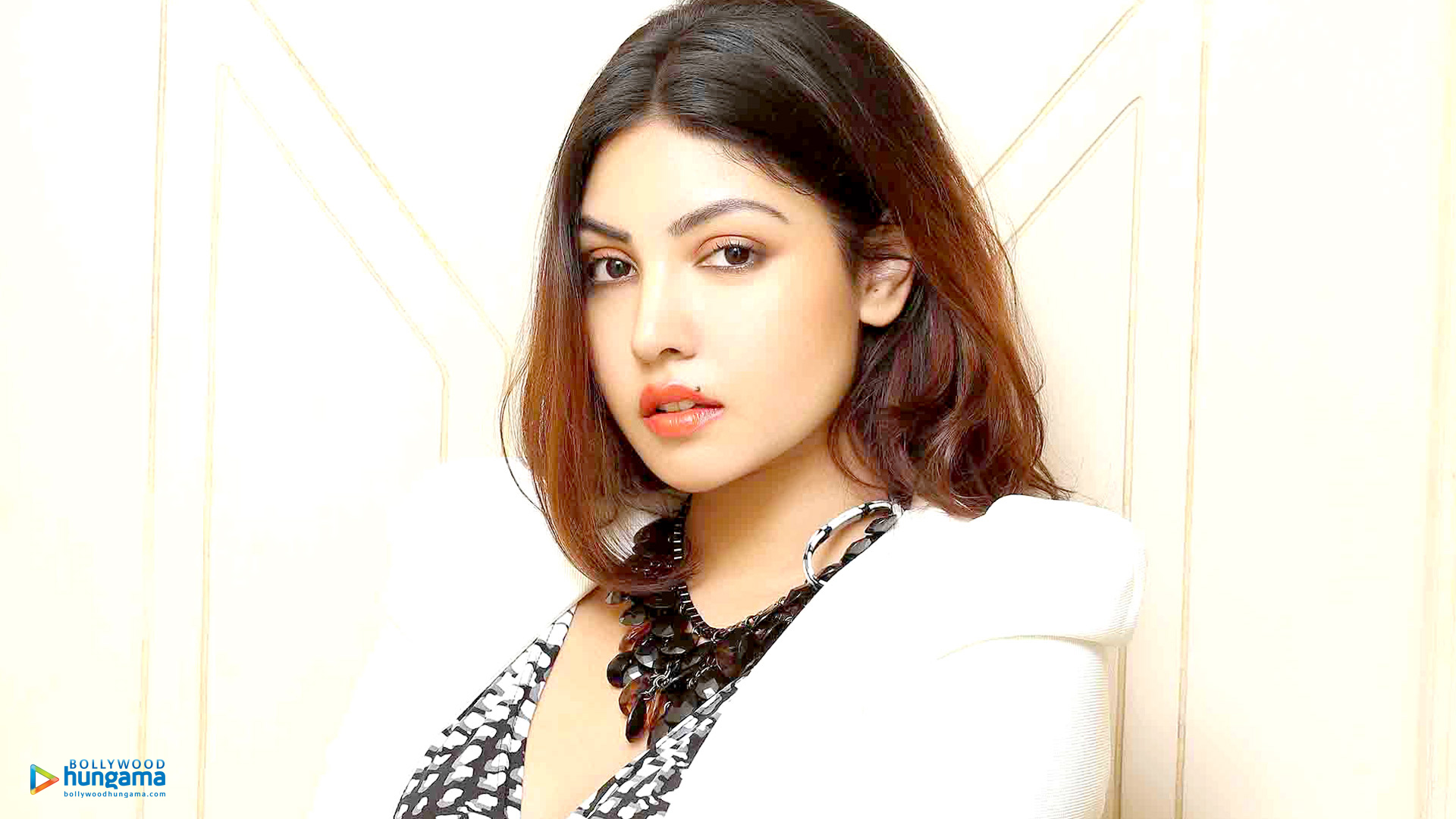 Komal Jha Komal Jha