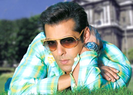 Salman sings romantic song for Kick