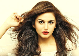Huma Qureshi extends her support to LGBT community