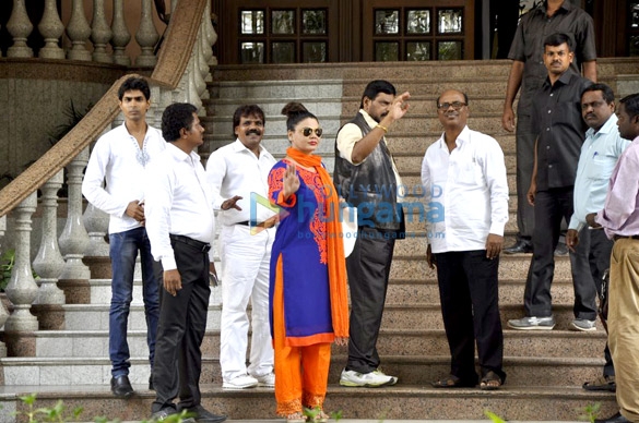 rakhi sawant ramdas athawale meet shri prithviraj chavan 9