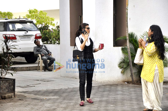 jacqueline fernandez snapped entering kick dubbing 5