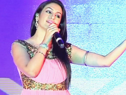 Akruti Kakkar Sings ‘Saturday Saturday’ Song